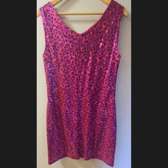 Dress - Picture 2 of 2